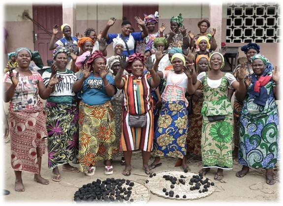 PROJET RESILAC : 200 femmes de Ganvié accompagnées pour leur autonomisation économique et la résilience climatique